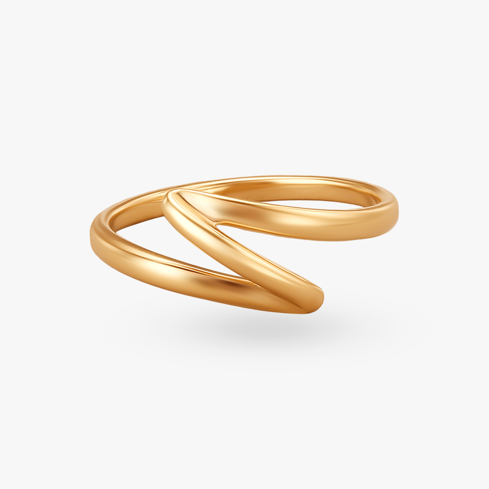 Sleek Twist Gold Finger Ring
Sleek Twist Gold Finger Ring