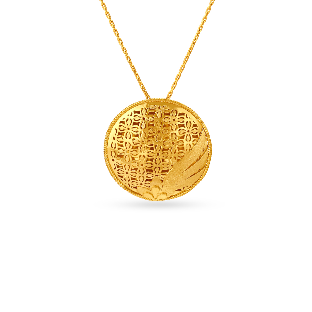 Glamourous Gold Pendant and Earrings Set
Glamourous Gold Pendant and Earrings Set