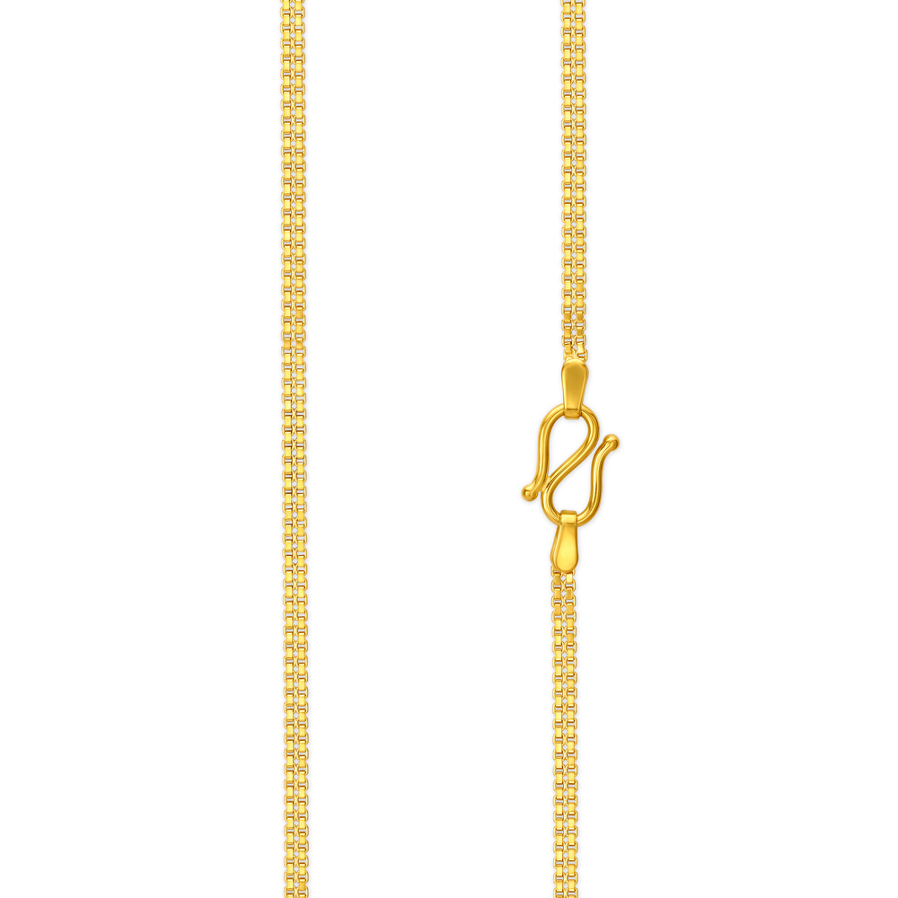 Elegant Glossy Gold Chain
Elegant Glossy Gold Chain