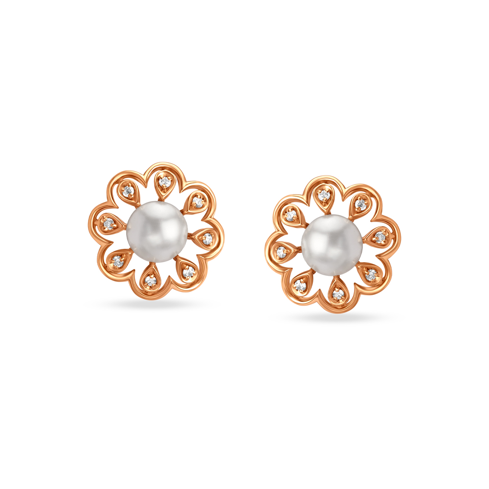 Floral Diamond Stud Earrings With Rock Crystal
Floral Diamond Stud Earrings With Rock Crystal