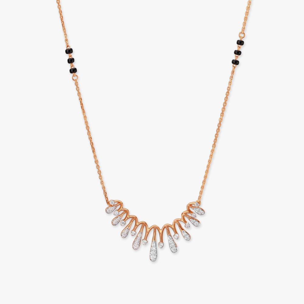 Modern Twist Diamond Mangalsutra
Modern Twist Diamond Mangalsutra
