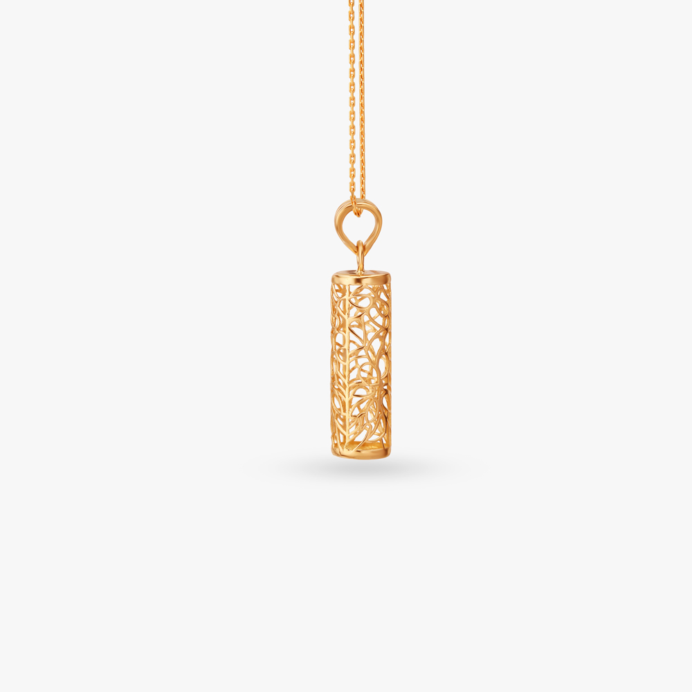 Delicate Gold Pendant
Delicate Gold Pendant