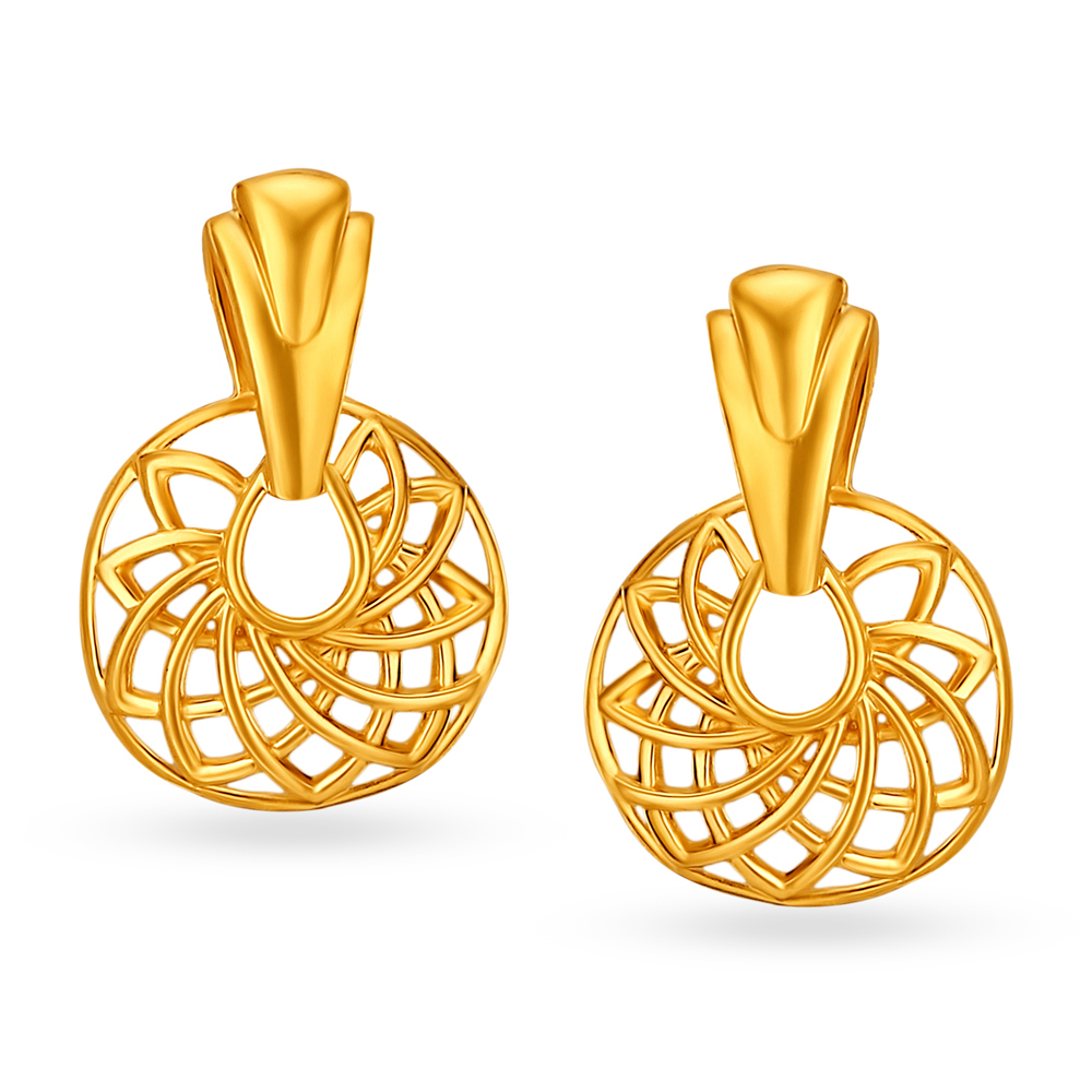 Glamorous Yellow Gold Ring Nexus Pendant and Earrings Set
Glamorous Yellow Gold Ring Nexus Pendant and Earrings Set