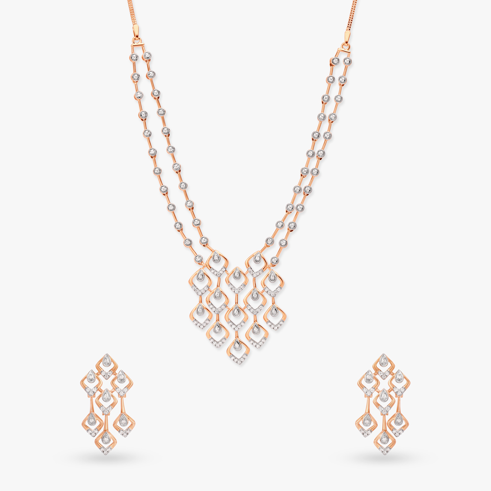 Luminous Legacy Diamond Necklace Set
Luminous Legacy Diamond Necklace Set