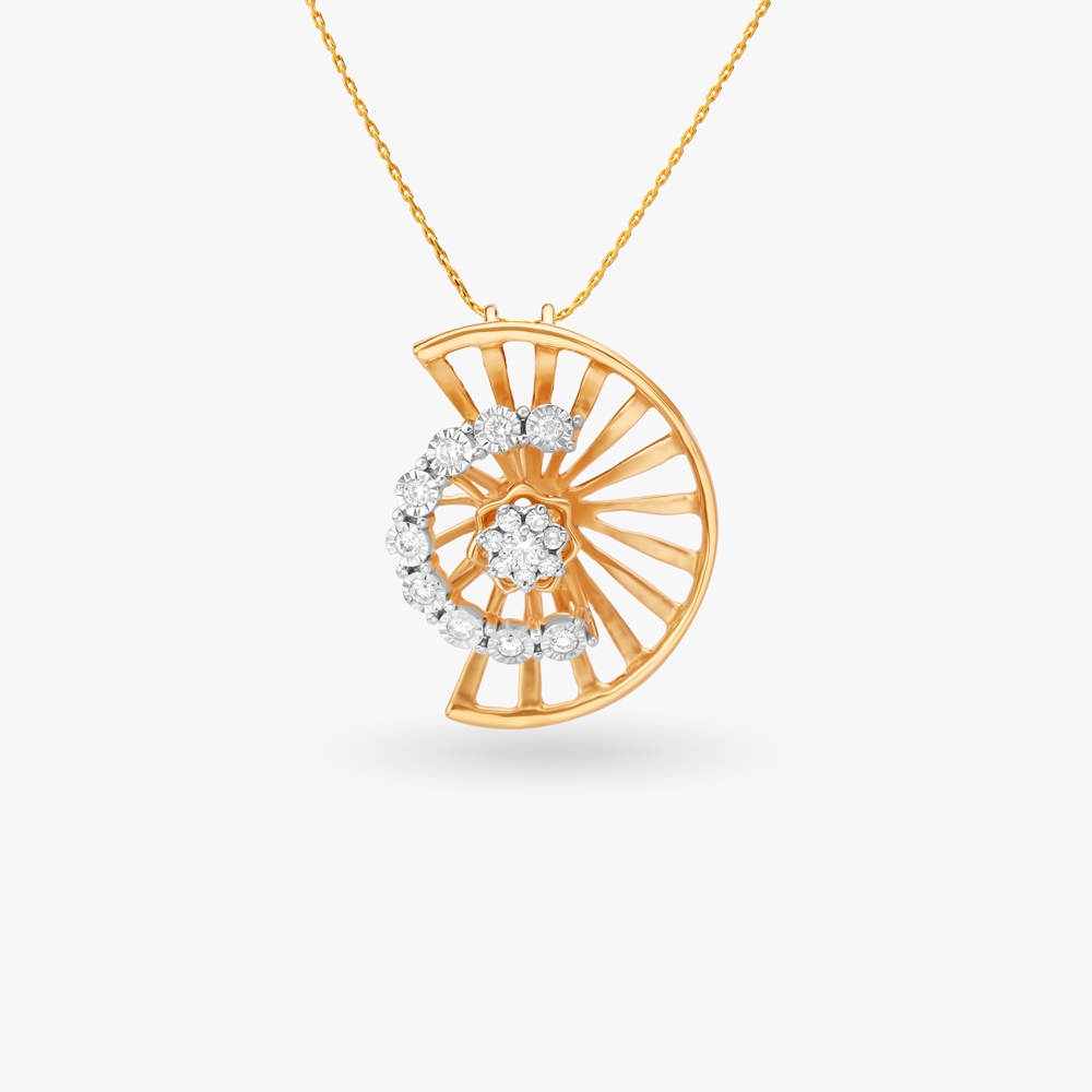 Shimmering Diamond Pendant
Shimmering Diamond Pendant