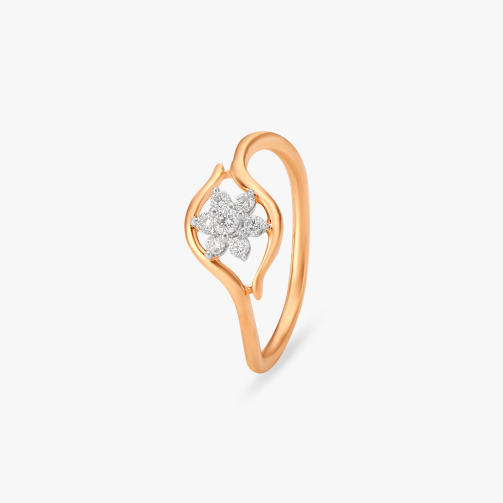 Alluring Classic Diamond Ring
Alluring Classic Diamond Ring