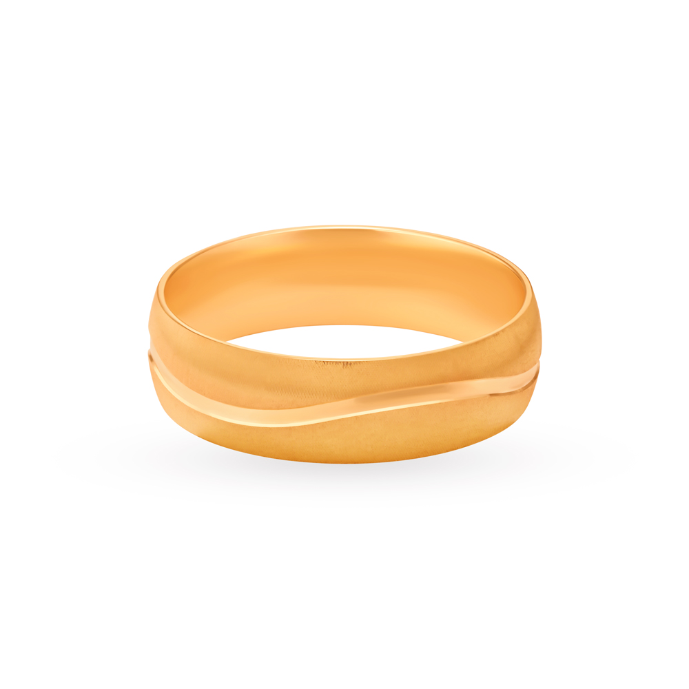 Beautiful Textured Ring in Yellow and White Gold
Beautiful Textured Ring in Yellow and White Gold