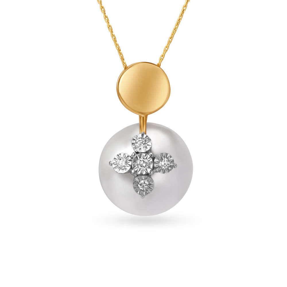Alluring Floral Diamond Pendant in Yellow and White Gold
Alluring Floral Diamond Pendant in Yellow and White Gold