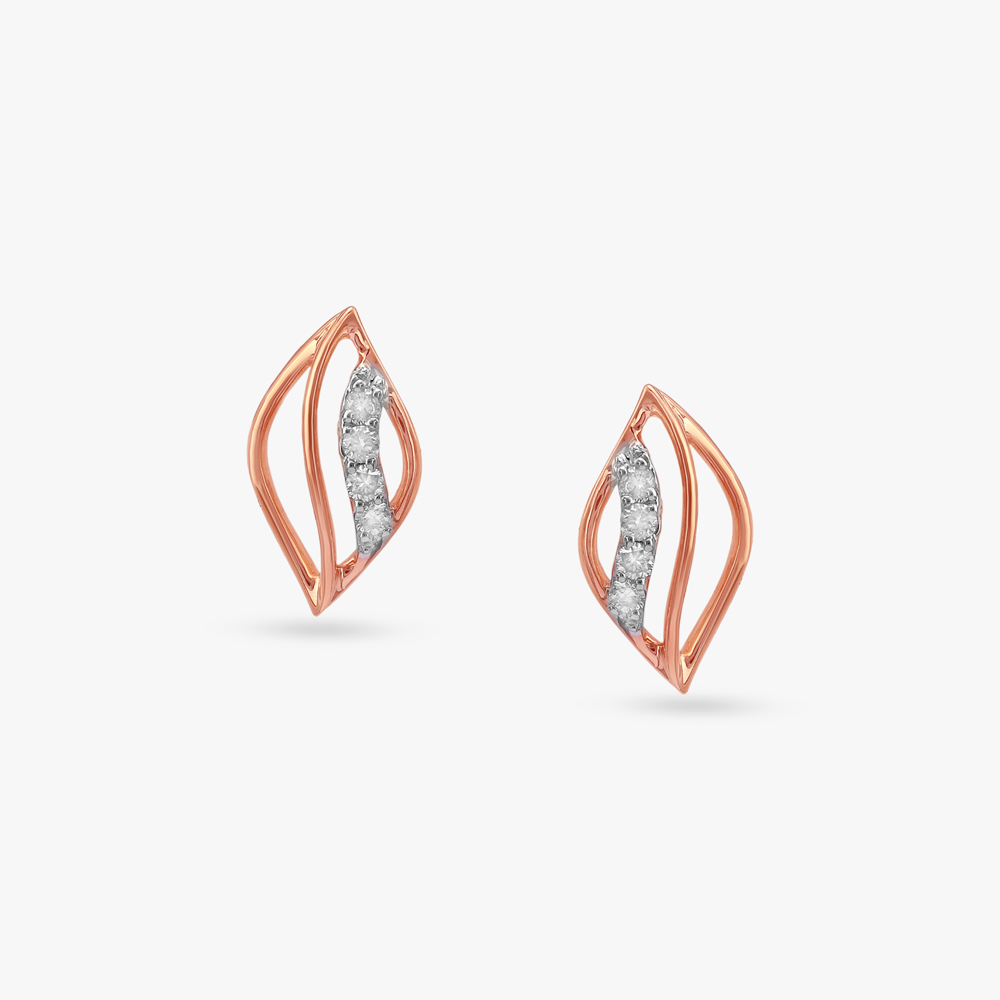 Wave Whisper Diamond Stud Earrings
Wave Whisper Diamond Stud Earrings