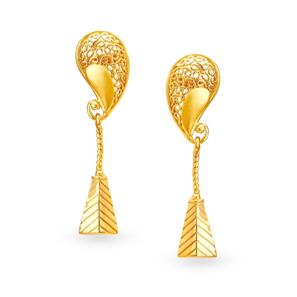 Lovely Filigree Drop Earrings
Lovely Filigree Drop Earrings