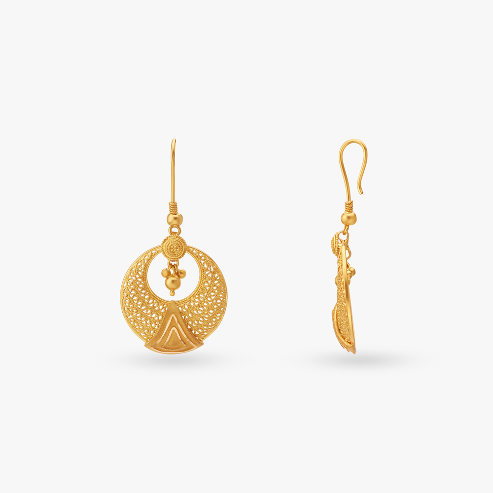 Crescent Gold Hoop Earrings
Crescent Gold Hoop Earrings