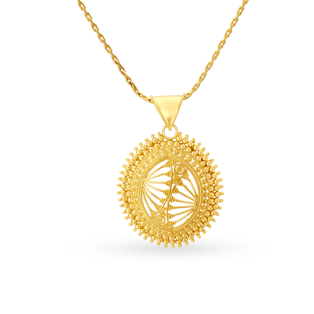 Traditional Teardrop Round Broad Gold Pendant
Traditional Teardrop Round Broad Gold Pendant