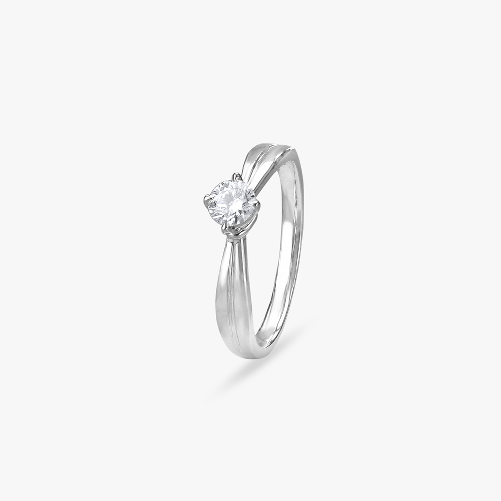 Solitaire Brilliance Diamond Finger Ring
Solitaire Brilliance Diamond Finger Ring
