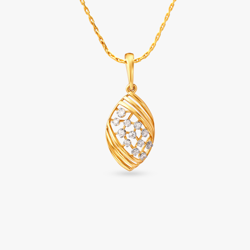 Lustrous Weave Diamond Pendant
Lustrous Weave Diamond Pendant