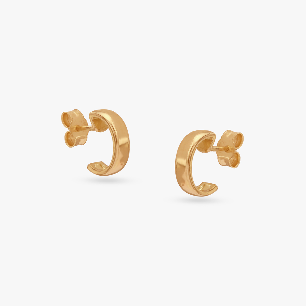 Polished Perfection Gold Hoop Earrings
Polished Perfection Gold Hoop Earrings