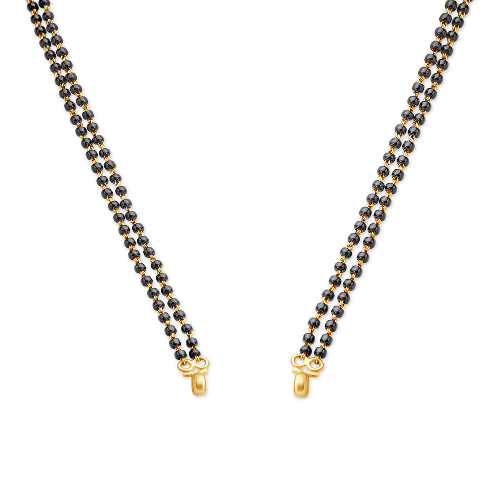 Classic Gold Mangalsutra
Classic Gold Mangalsutra