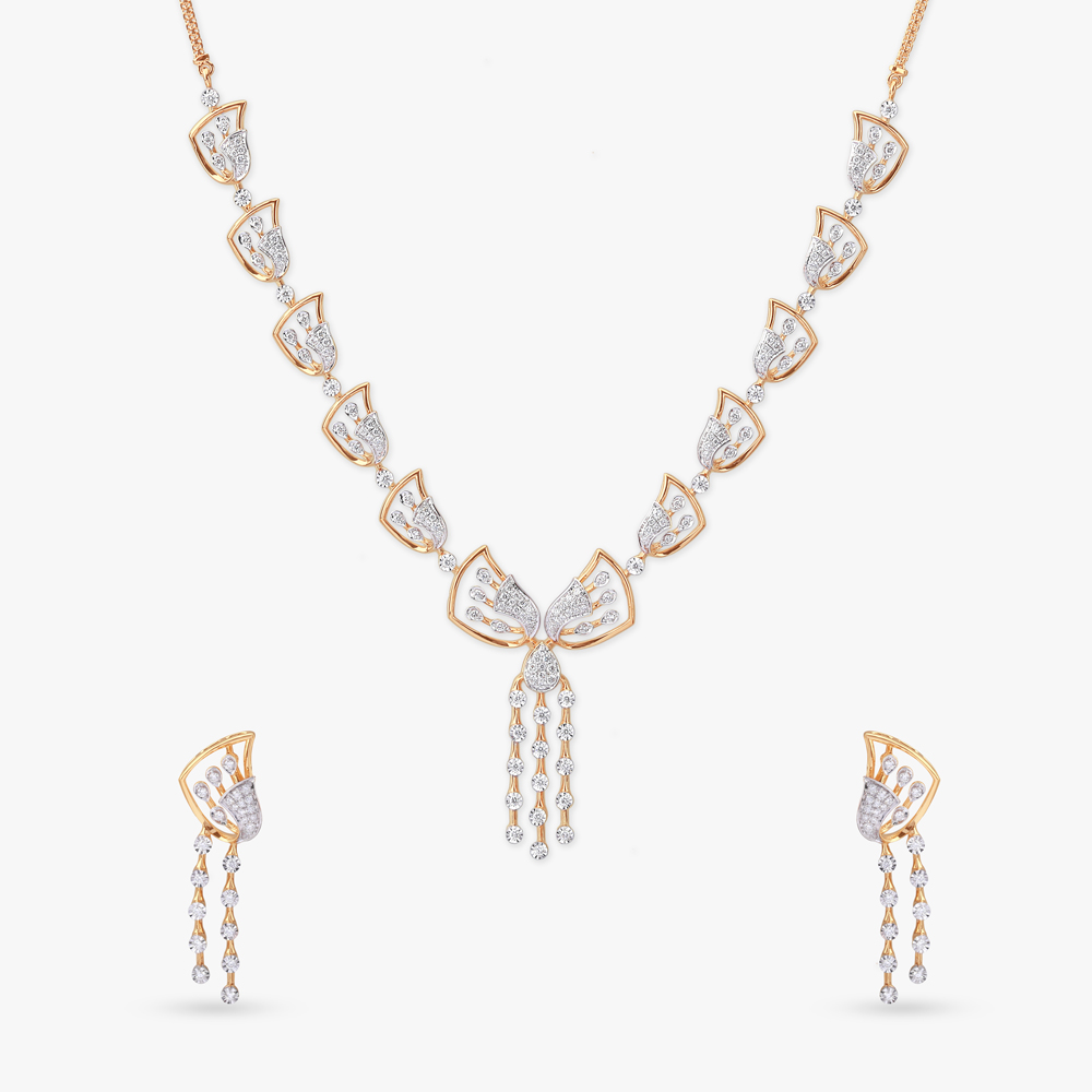 Enchanted Radiance Diamond Necklace Set
Enchanted Radiance Diamond Necklace Set