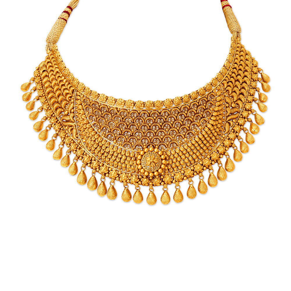 Antediluvian 22 Karat Yellow Gold Scaled Necklace And Earrings Set
Antediluvian 22 Karat Yellow Gold Scaled Necklace And Earrings Set