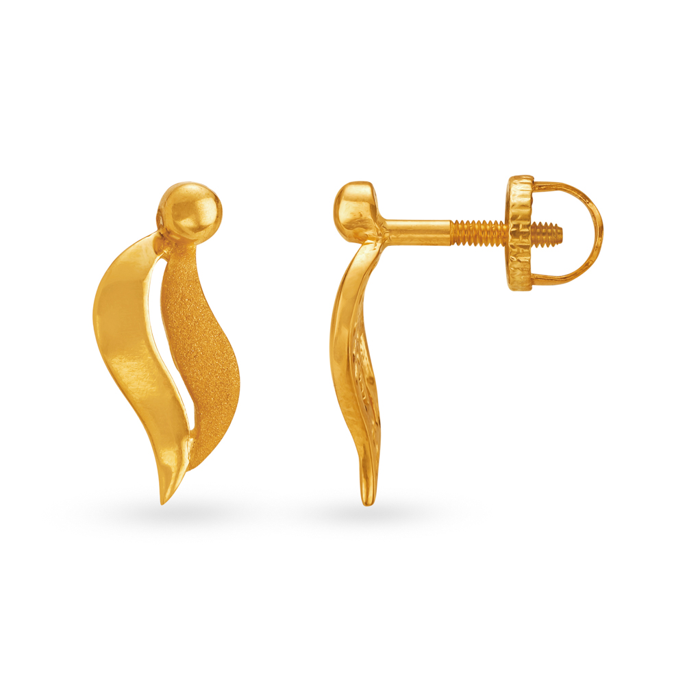 Alluring 22 Karat Yellow Gold Studs
Alluring 22 Karat Yellow Gold Studs