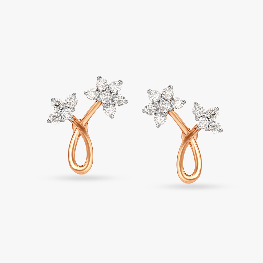 Leafy Elegance Diamond Stud Earrings
Leafy Elegance Diamond Stud Earrings