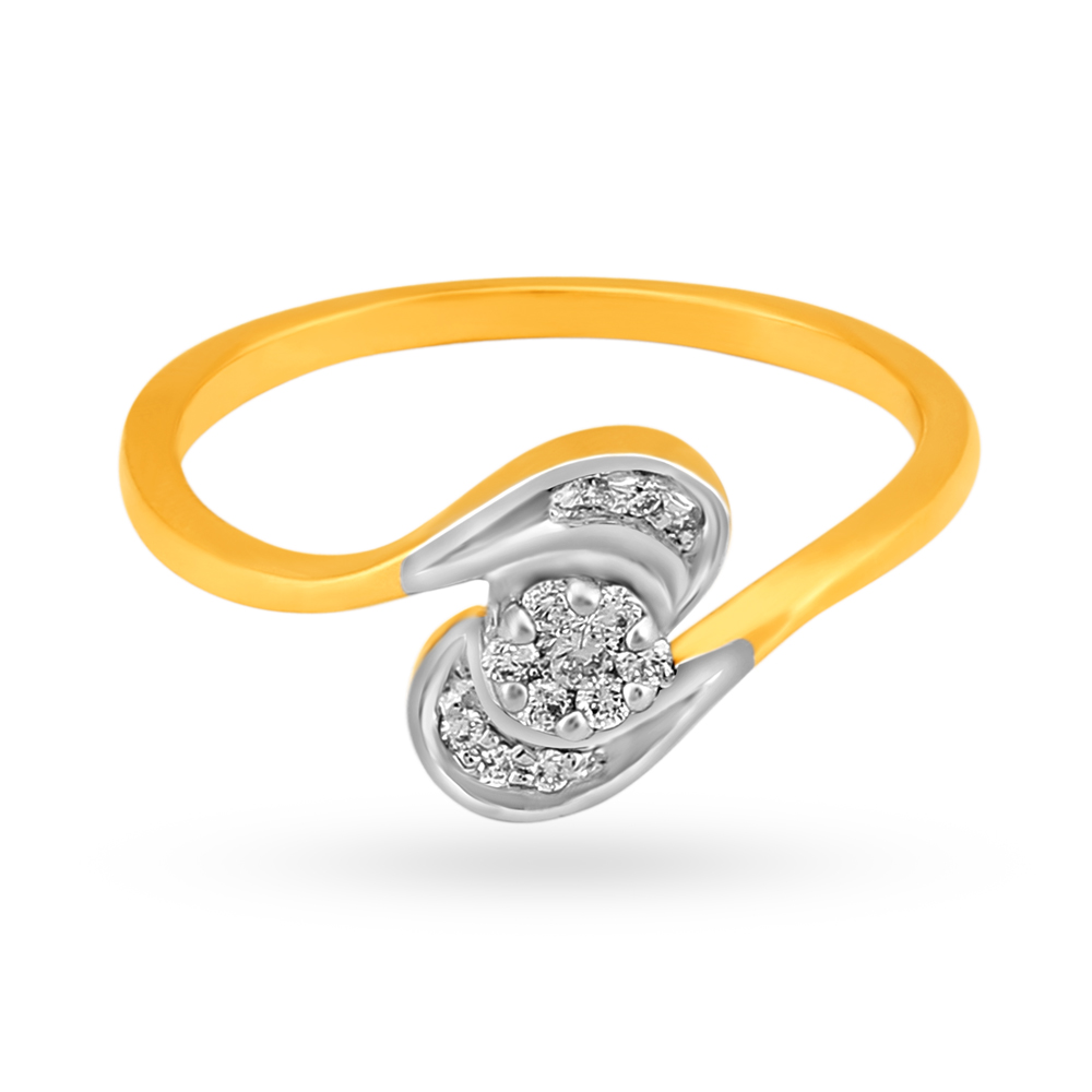 Solitaire Look Diamond Finger Ring
Solitaire Look Diamond Finger Ring