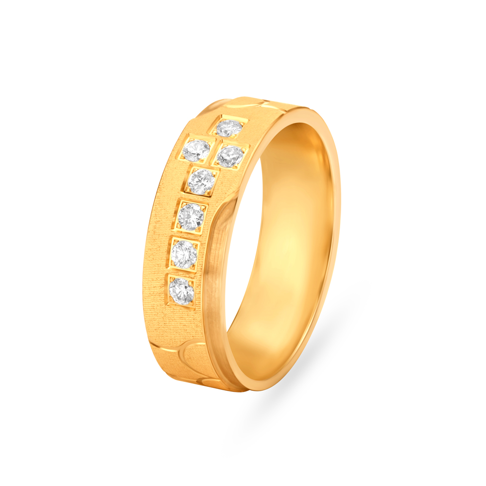 Diamond Studded Finger Band
Diamond Studded Finger Band