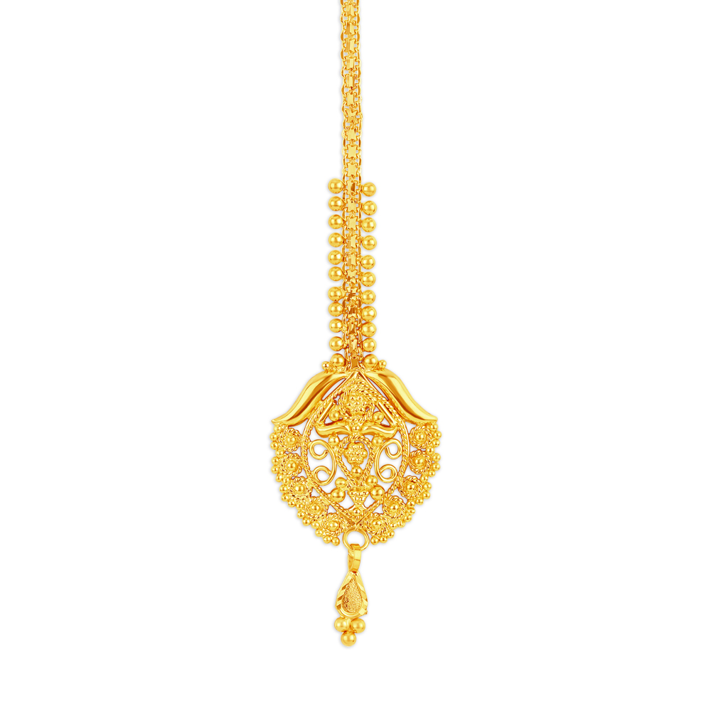 Elegant Gold Maang Tikka
Elegant Gold Maang Tikka