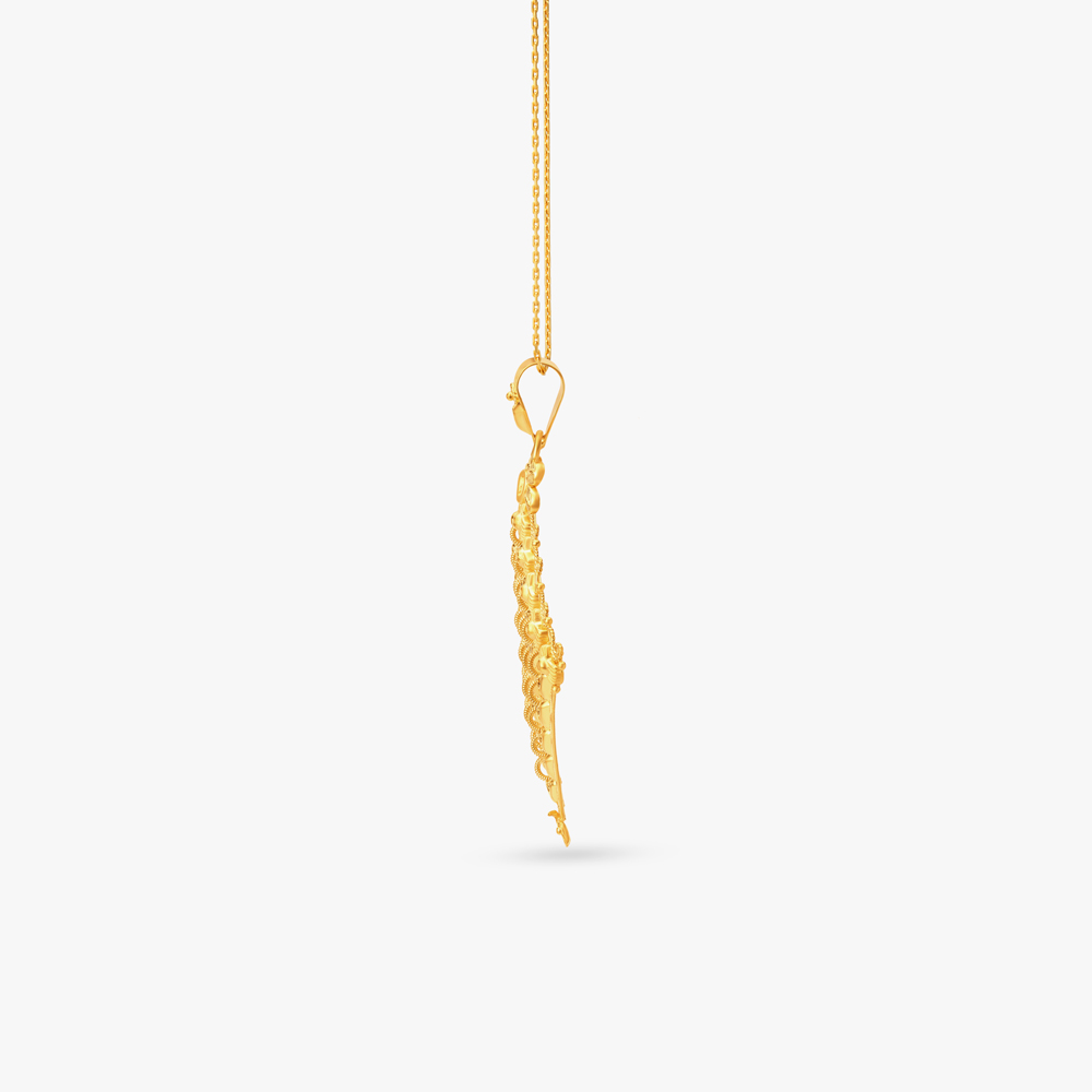 Exquisite Gold Pendant
Exquisite Gold Pendant