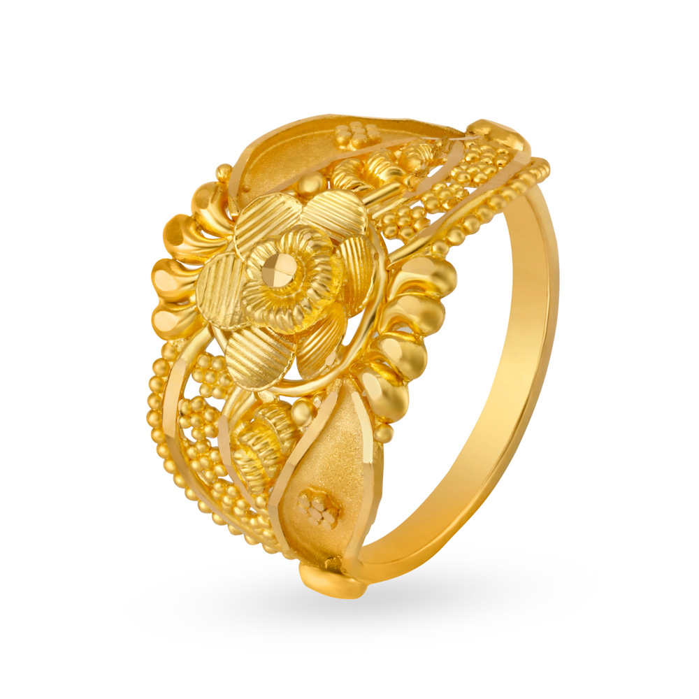 Quintessential Floral Pattern Gold Finger Ring
Quintessential Floral Pattern Gold Finger Ring
