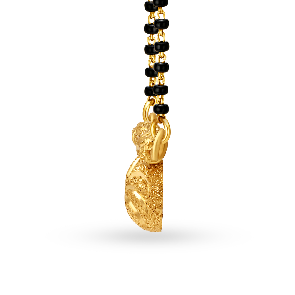 Traditional Mangalsutra Pendant
Traditional Mangalsutra Pendant
