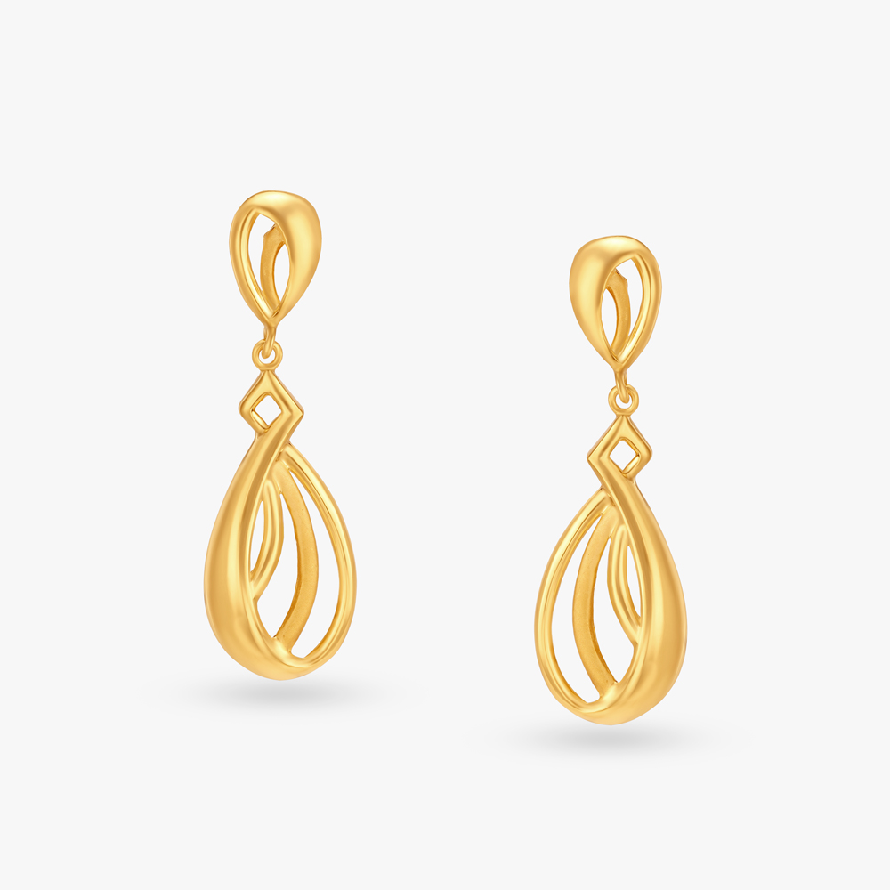 Flawless Elegance Drop Earrings
Flawless Elegance Drop Earrings