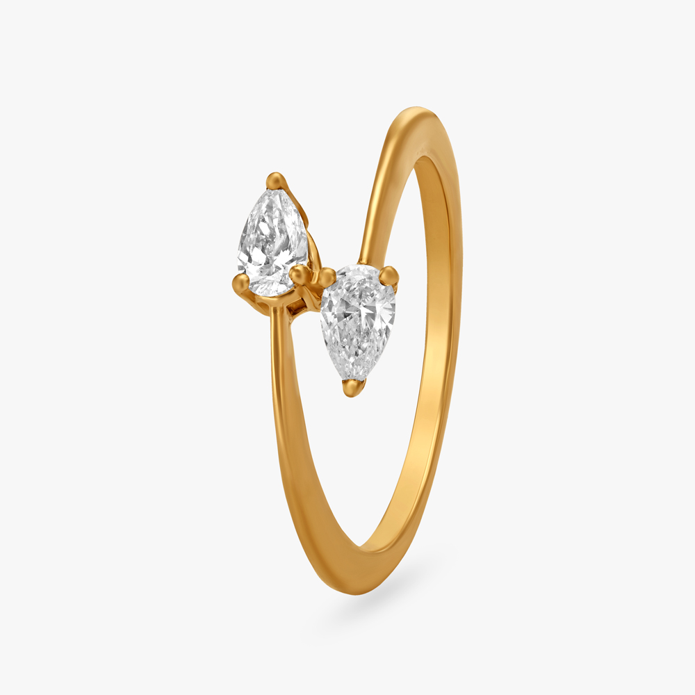 Petite Overlapping Diamond Ring
Petite Overlapping Diamond Ring