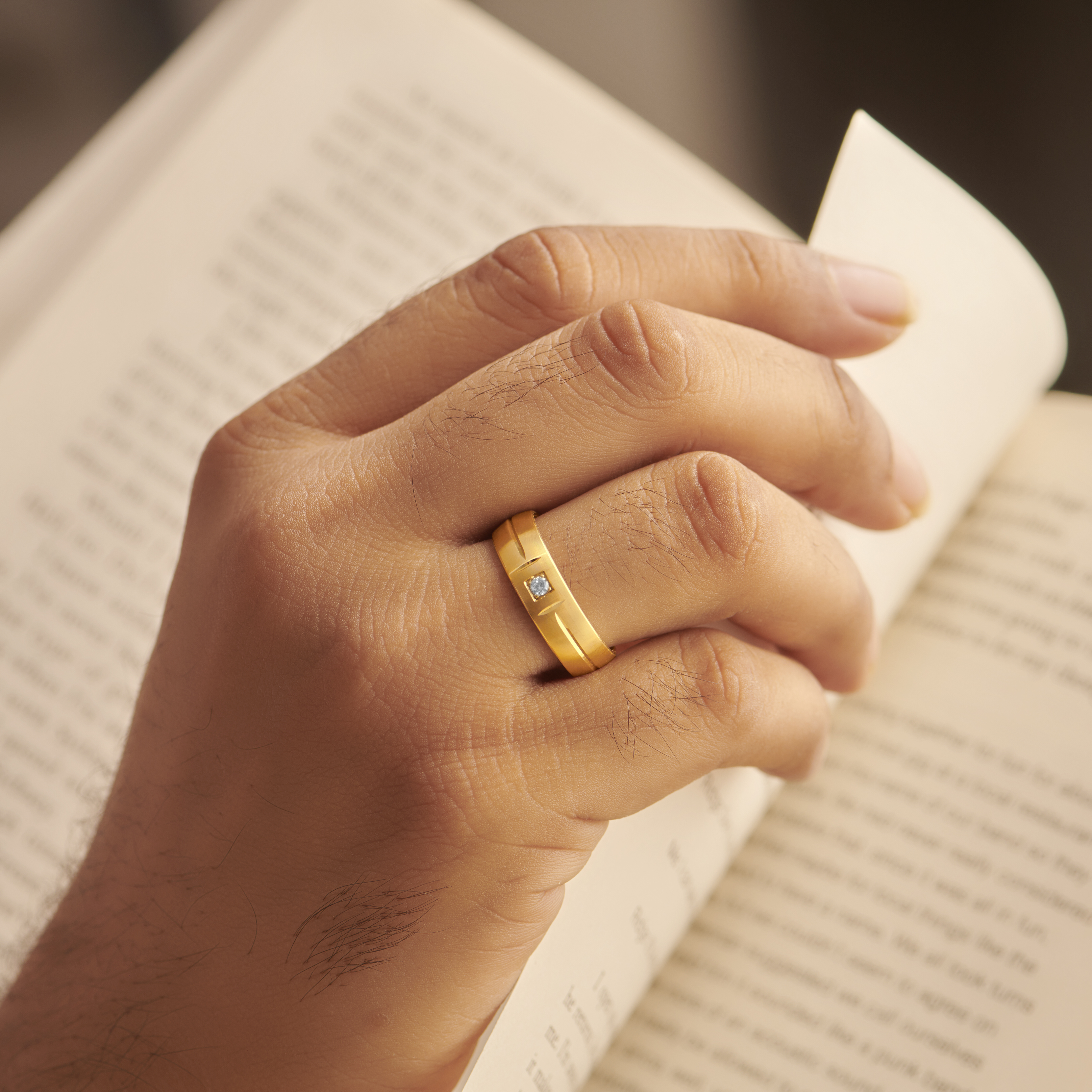 Bold Minimal Diamond Ring for Men
Bold Minimal Diamond Ring for Men