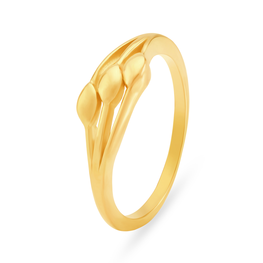 Slender Nature Inspired Gold Ring
Slender Nature Inspired Gold Ring