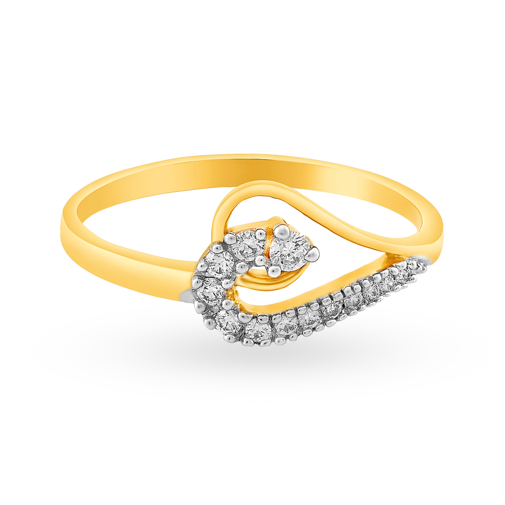 Slender Geometric Romantic Diamond Ring
Slender Geometric Romantic Diamond Ring