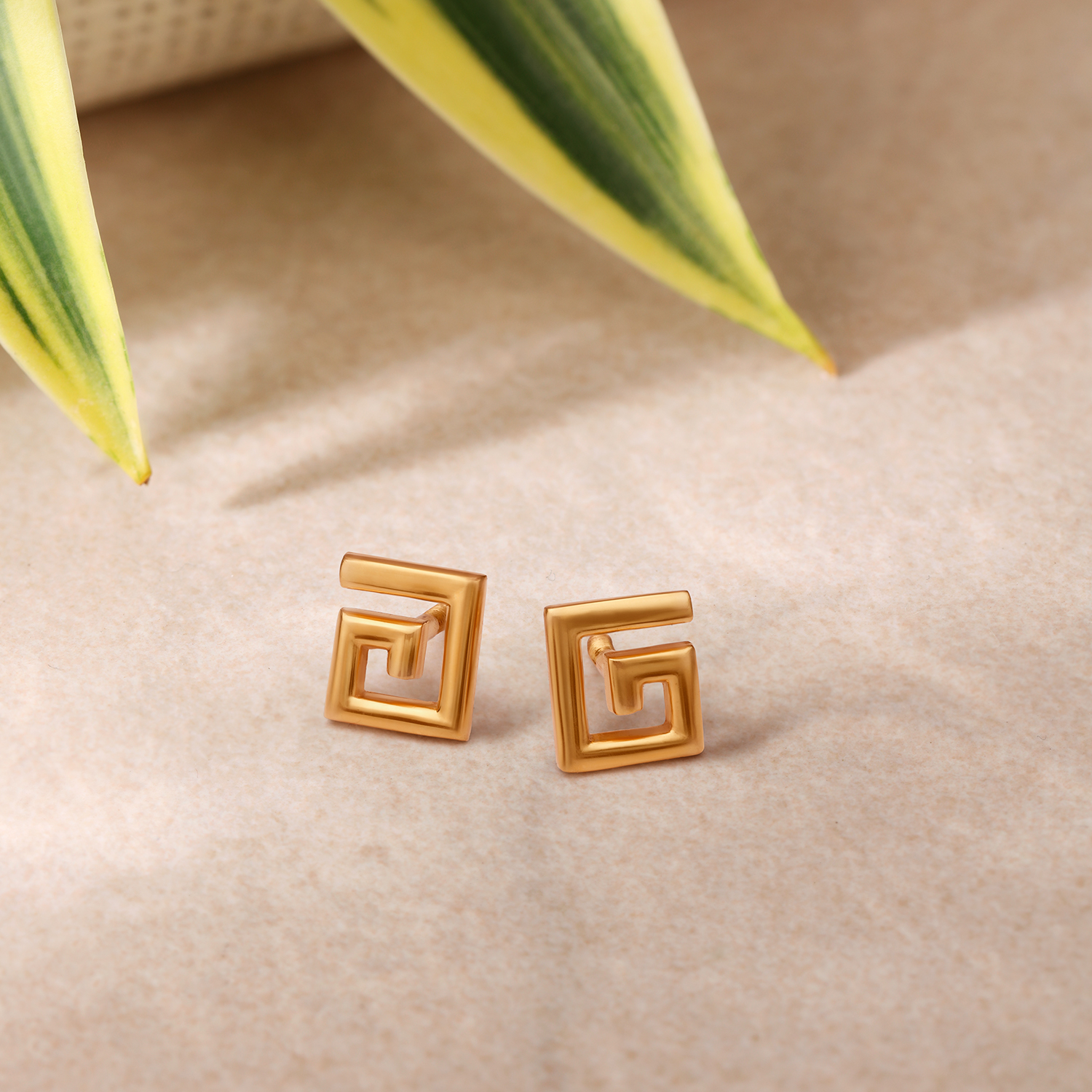Geometric Gold Stud Earrings
Geometric Gold Stud Earrings