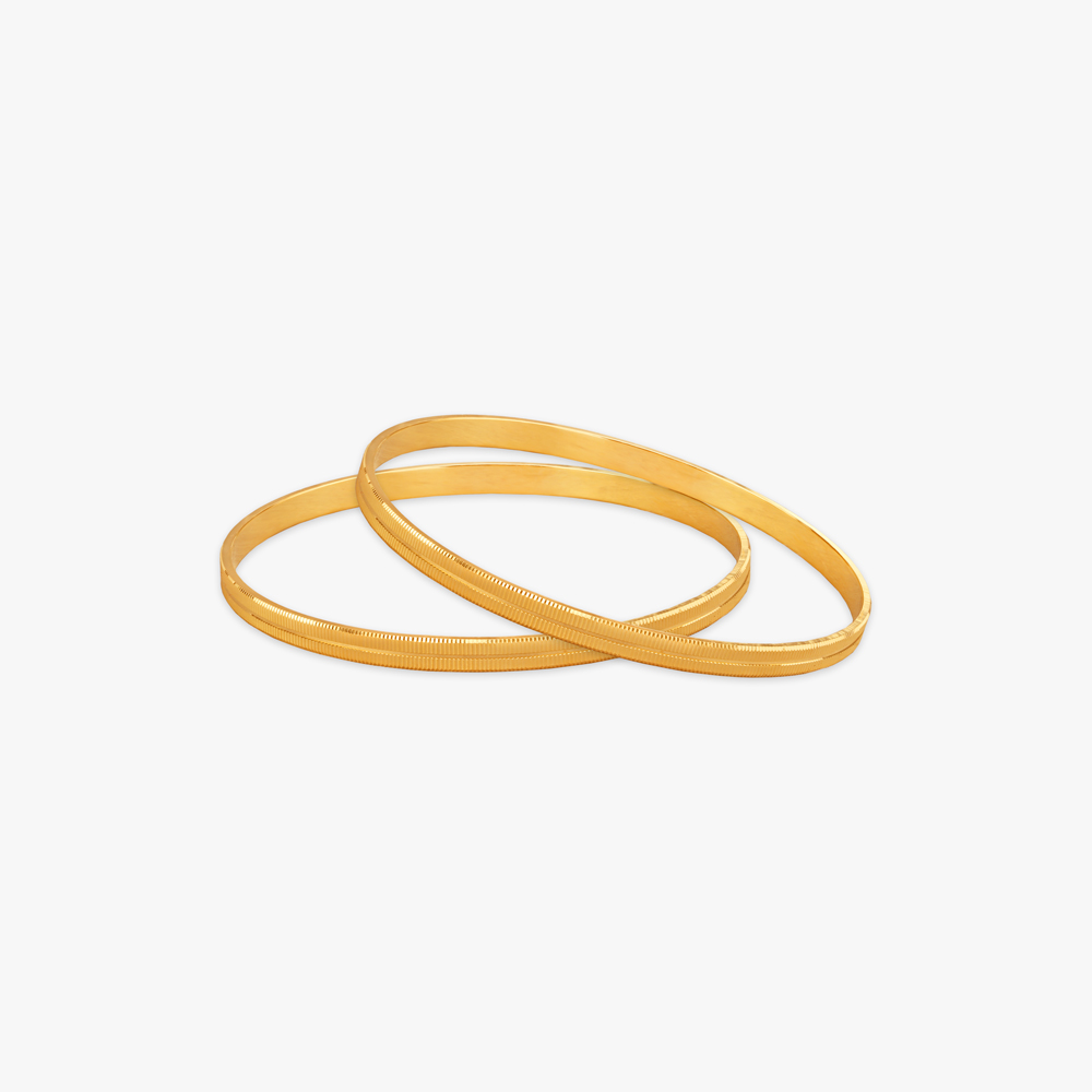 Radiant Minimalism Gold Bangles
Radiant Minimalism Gold Bangles