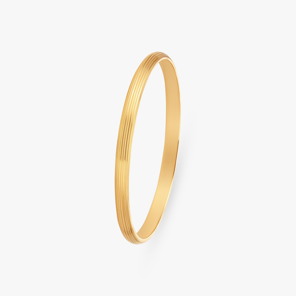 Classic Ribbed Bangle
Classic Ribbed Bangle