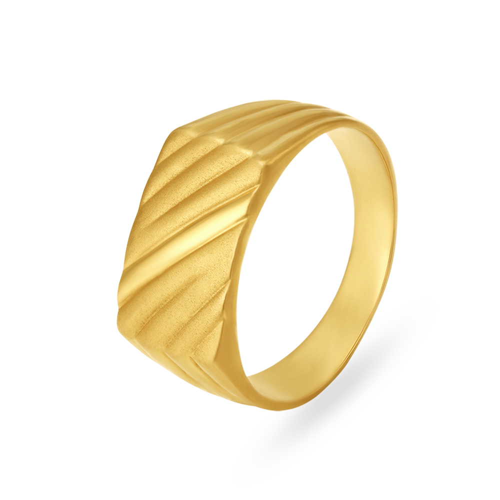 Intriguing 22 Karat Yellow Gold Ridged Pattern Finger Ring
Intriguing 22 Karat Yellow Gold Ridged Pattern Finger Ring