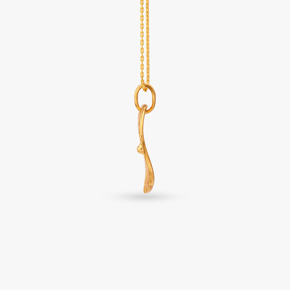 Radiant Circle Gold Pendant
Radiant Circle Gold Pendant