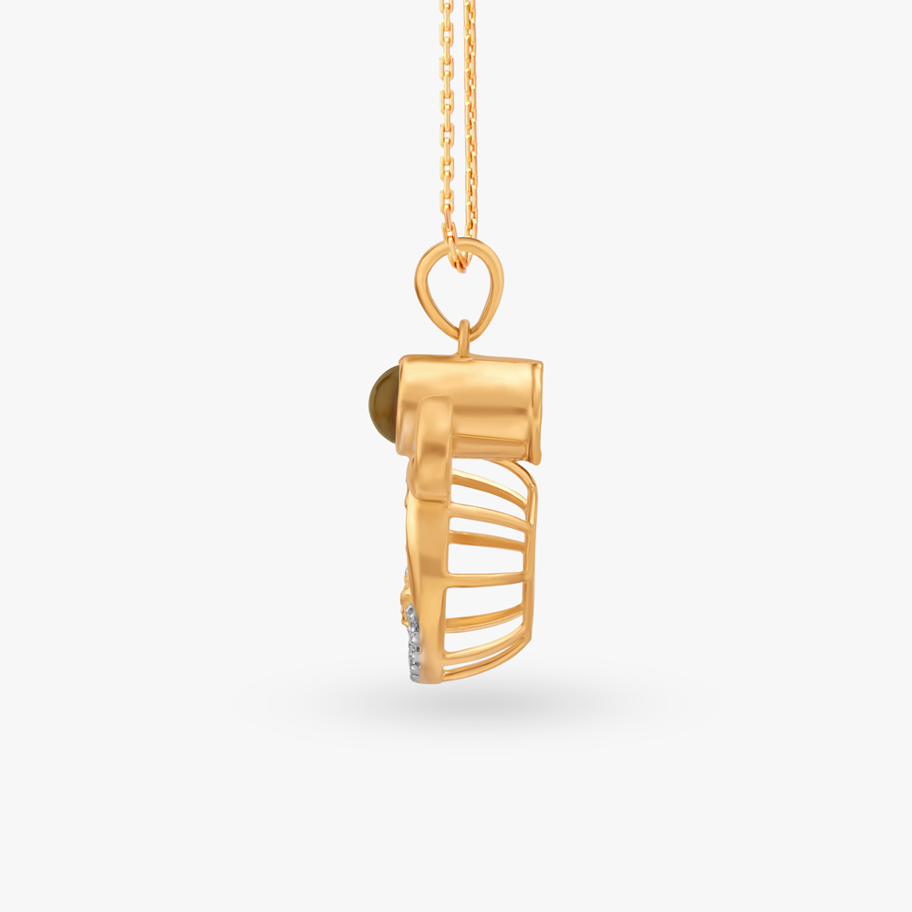 Lakshmi Diamond Pendant
Lakshmi Diamond Pendant