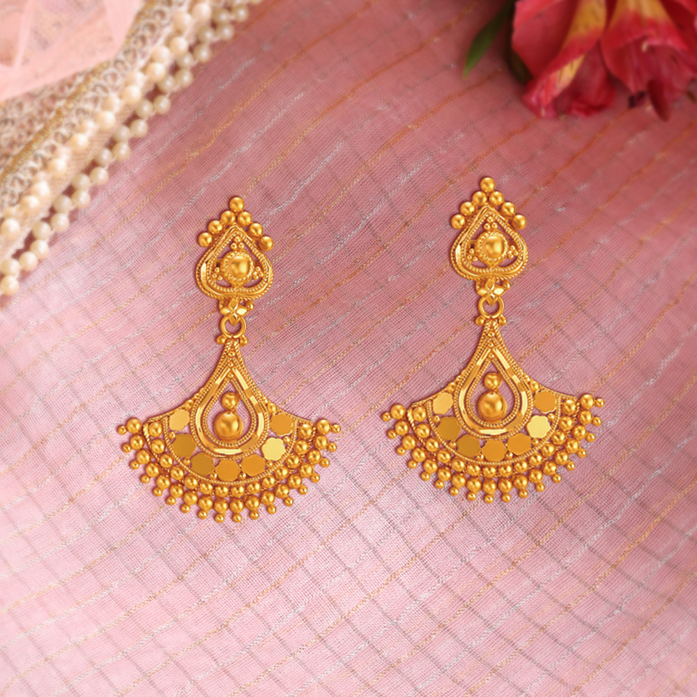 Radiant Stamp Necklace Set
Radiant Stamp Necklace Set