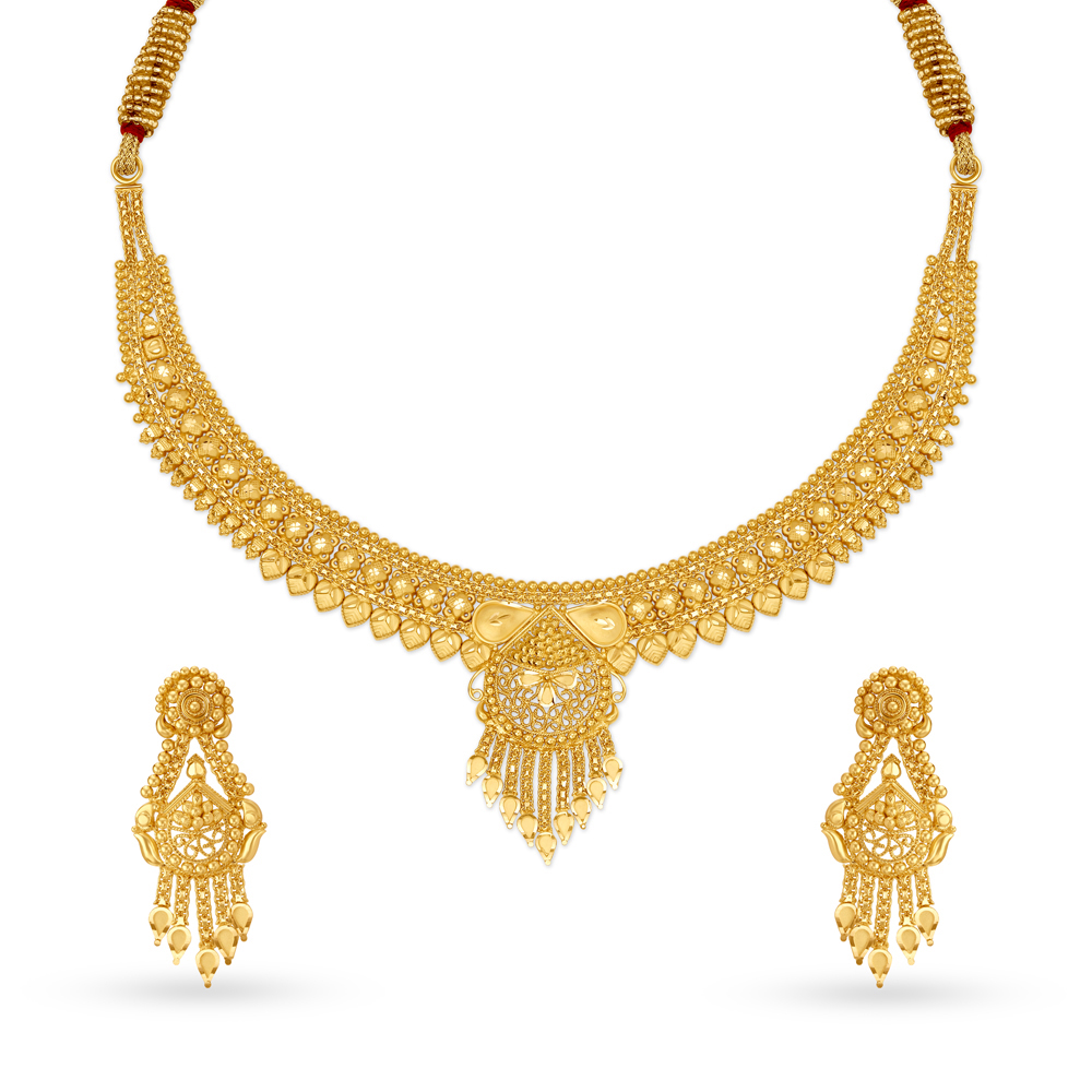 Majestic Heritage Gold Necklace Set
Majestic Heritage Gold Necklace Set