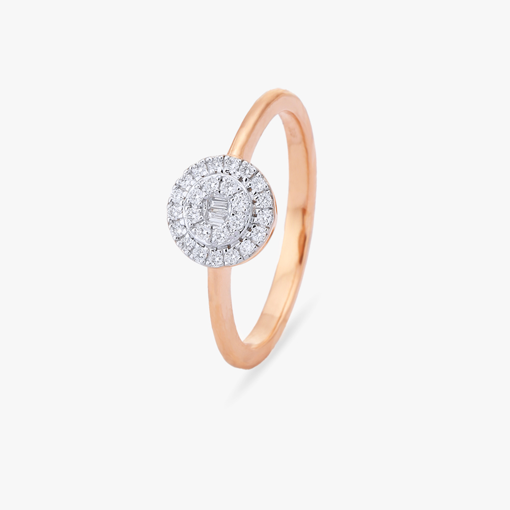 Elegant Diamond Finger Ring
Elegant Diamond Finger Ring
