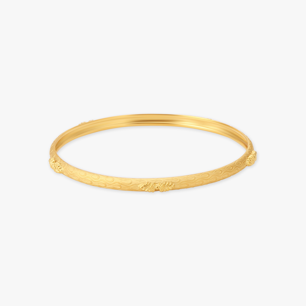 Classy Bombay Bangle
Classy Bombay Bangle