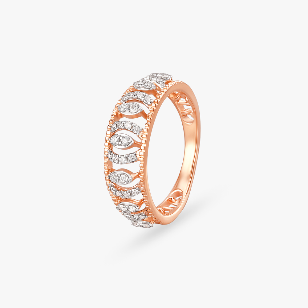 Vintage Charm Diamond Finger Ring
Vintage Charm Diamond Finger Ring