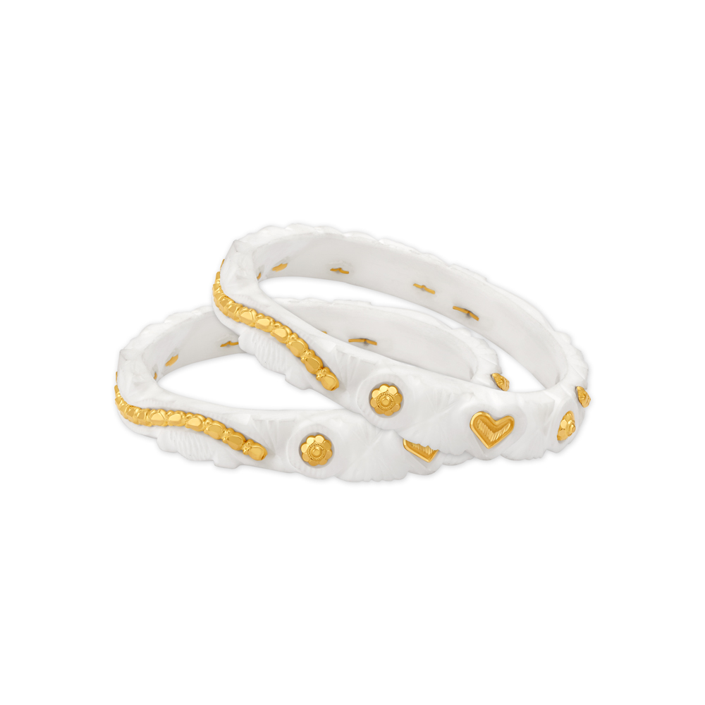 Vivid Gold Bangle
Vivid Gold Bangle