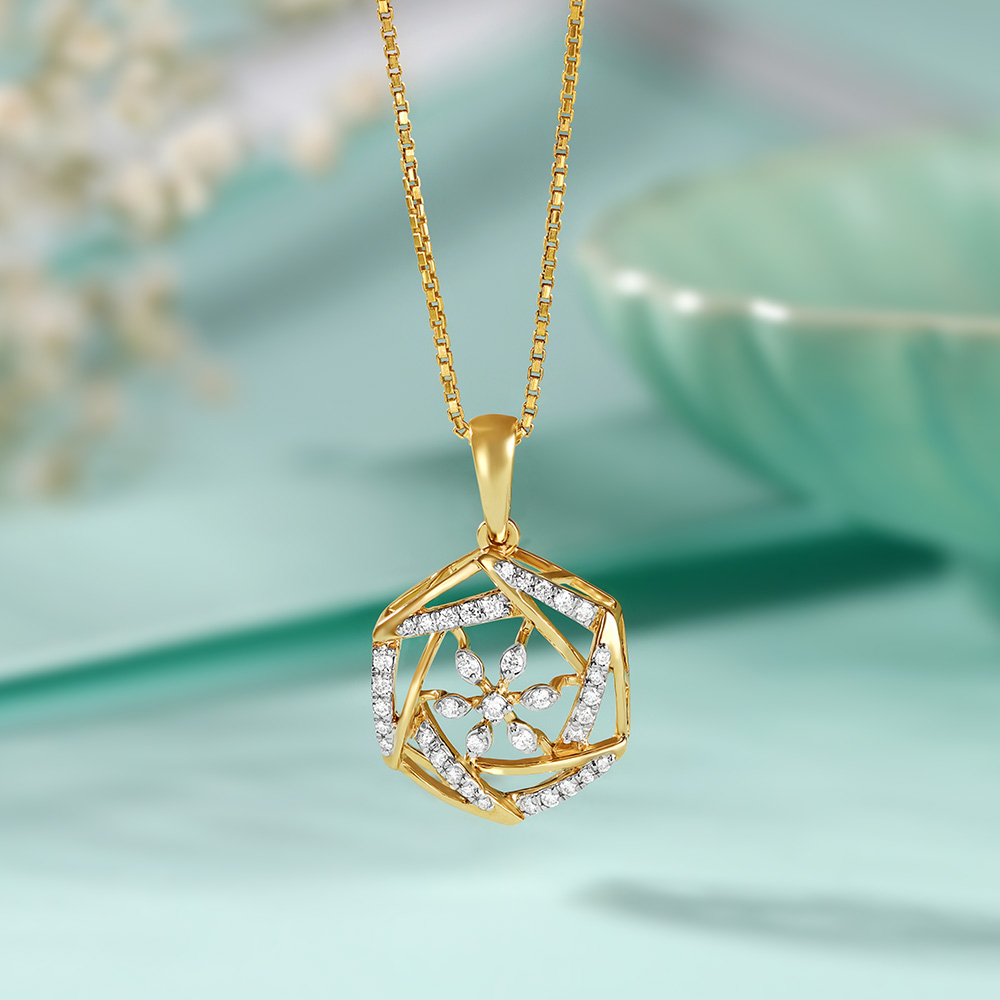 Stylish Floral Diamond Pendant
Stylish Floral Diamond Pendant
