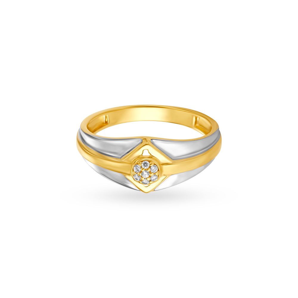 Striking Men's Gold Finger Ring
Striking Men's Gold Finger Ring