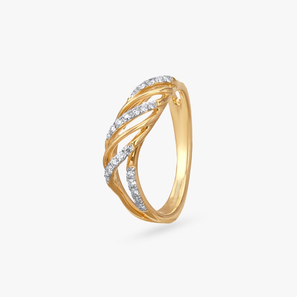 Wavy Crossover Diamond Ring